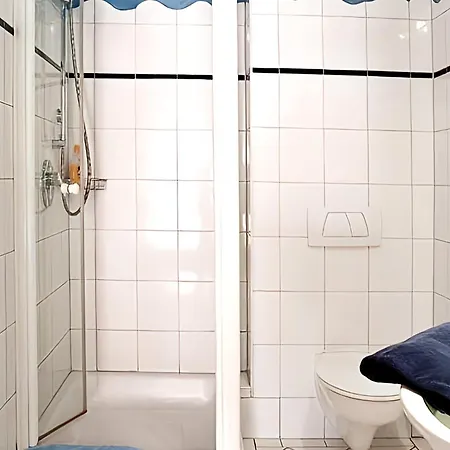 Zum Treppche Garni Hotel 3*