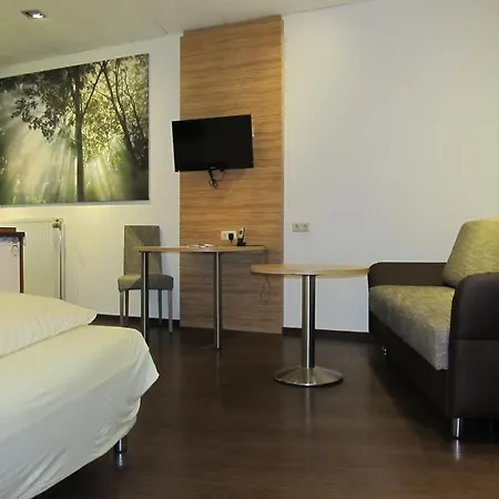 Zum Treppche Garni Hotel