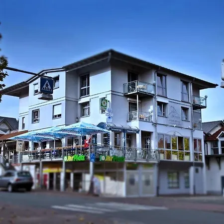 Zum Treppche Garni Hotel 3*